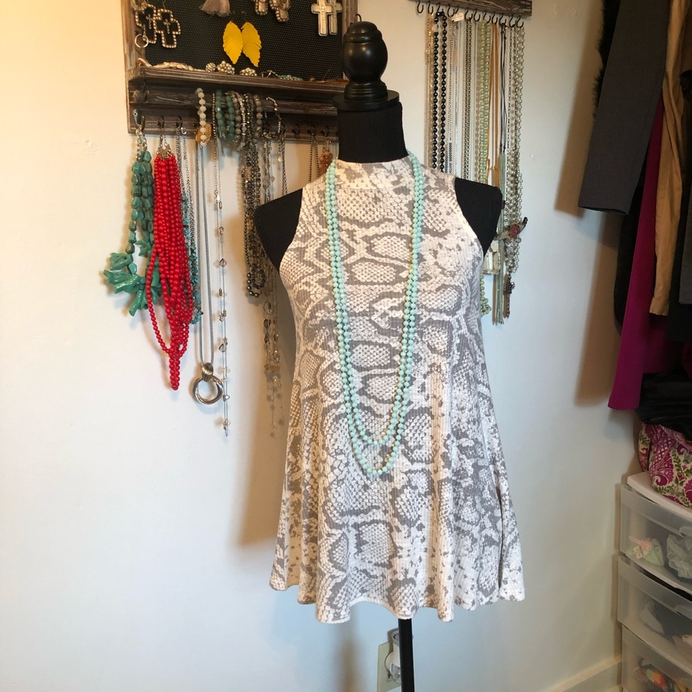Sleeveless Top